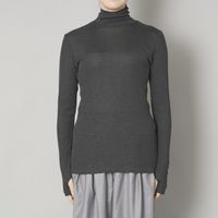 チャコールグレー