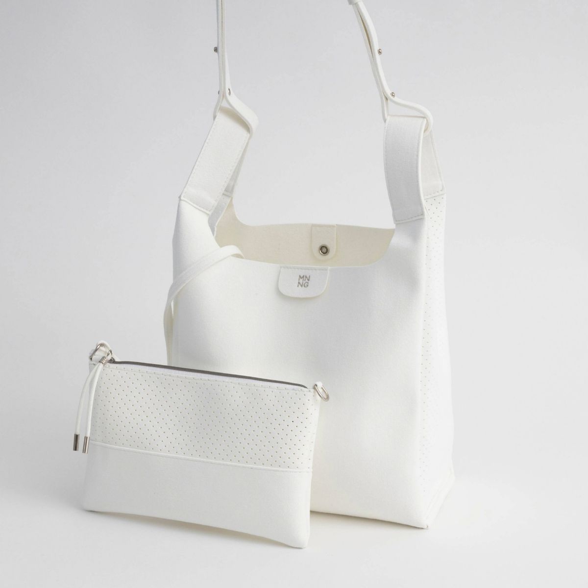 MNNG/ウーフーミディアムショルダー