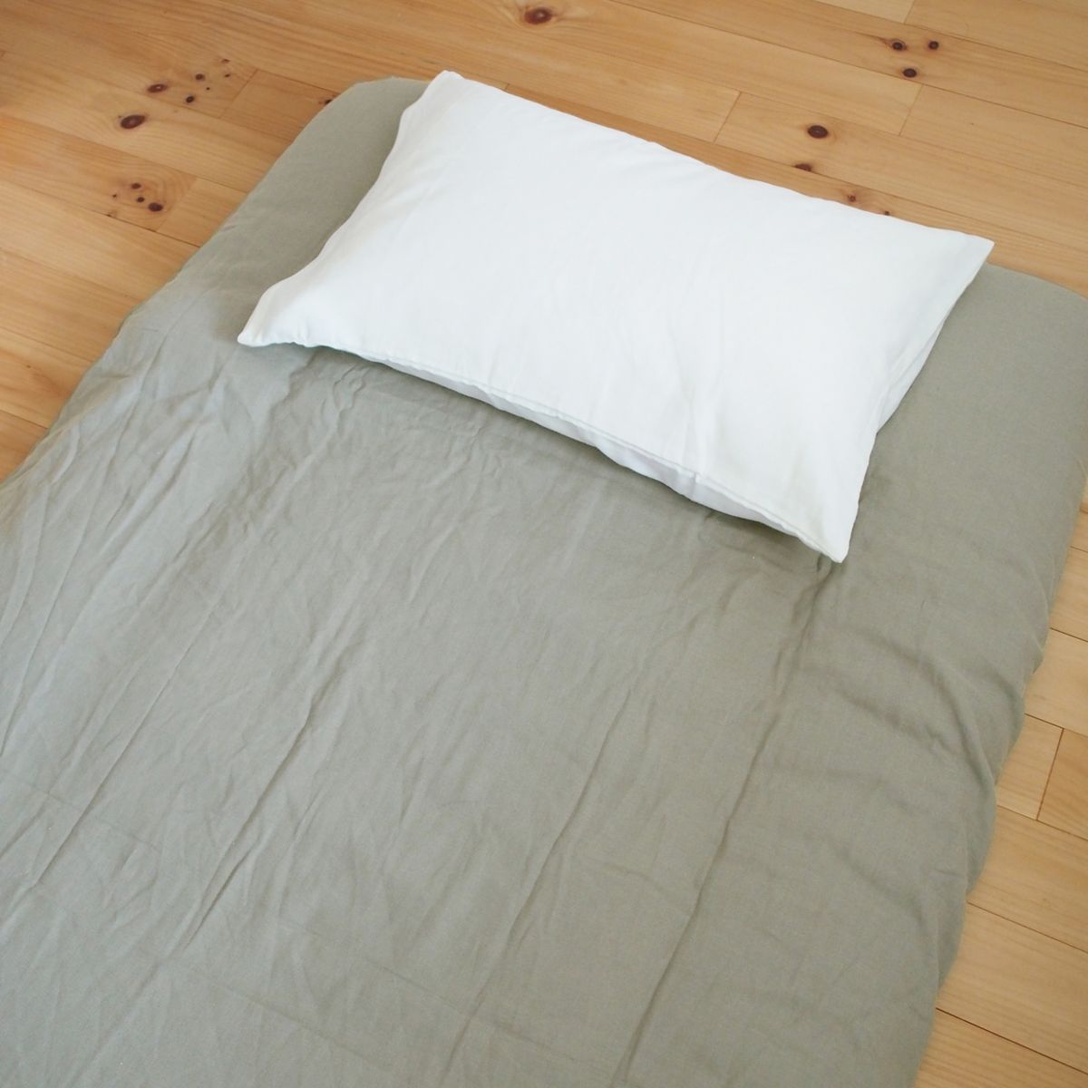 グリーングレー