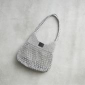 Swaraj/手編みのメタリックマクラメOVAL TOTE