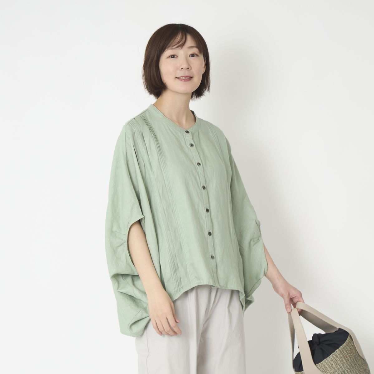 ミントグリーン