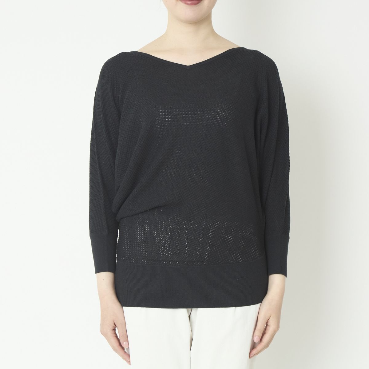 チャコールグレー