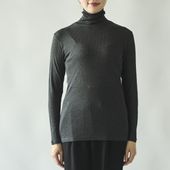 DRESS HERSELF/スタイルストア限定 シルクリブハイネックカットソー