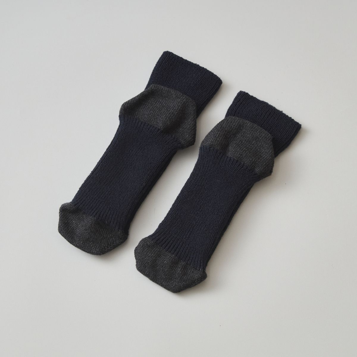 ネイビー×チャコールグレー