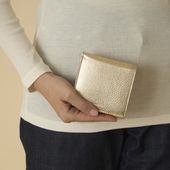 MUZICA VITA/インド山羊革2つ折り　ラメ財布