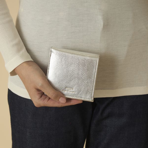 MUZICA VITA/インド山羊革2つ折り ラメ財布 -コンパクトなのにたっぷり