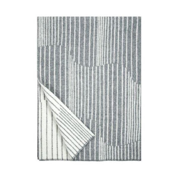 LAPUAN KANKURIT/AURORA blanket 130x180cm -雄大なオーロラを、線と