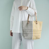 グレー×イエロー