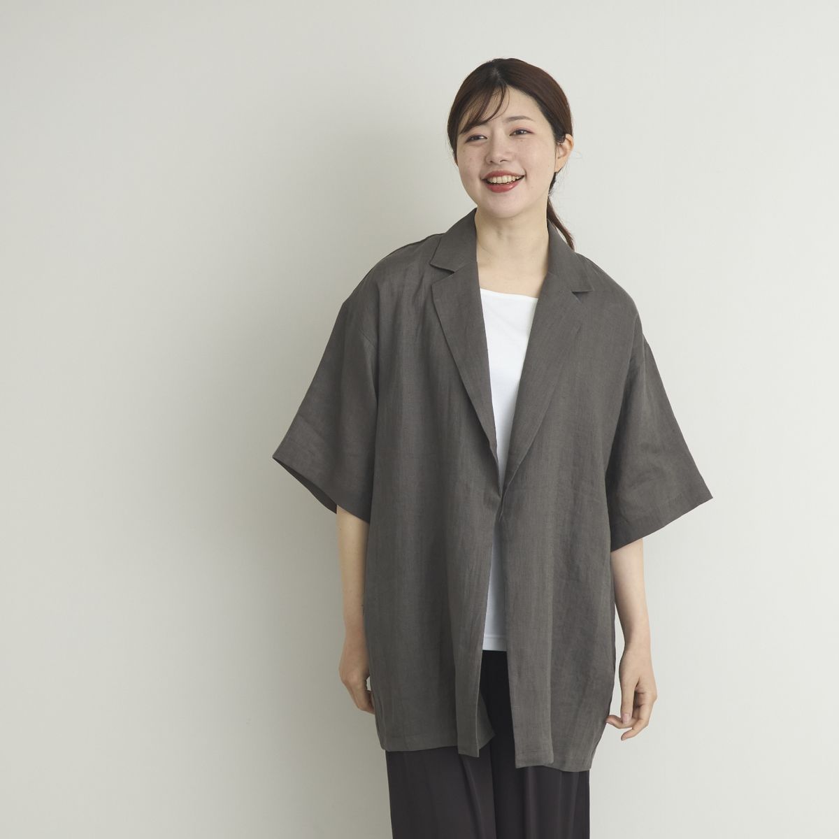 TUTIE./リネンハーフスリーブジャケット -裏地無しで手軽に羽織れる 