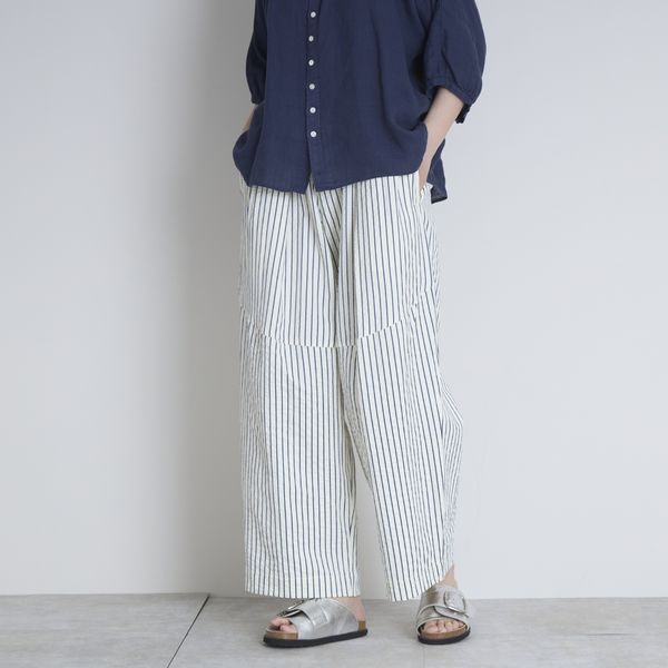 Kilka/風が通るストライプのカーブパンツ