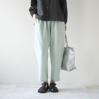 ライトグリーン