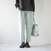 スタイルストアの高島ちぢみ コクーンギャザーパンツ