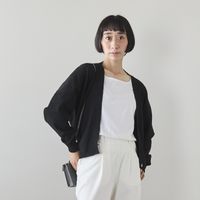 ブラック