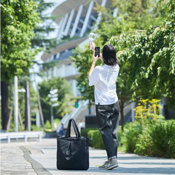 Kilka/自立して特大うちわも入る、大人のための推し活撥水トートバッグ