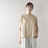 ベージュ