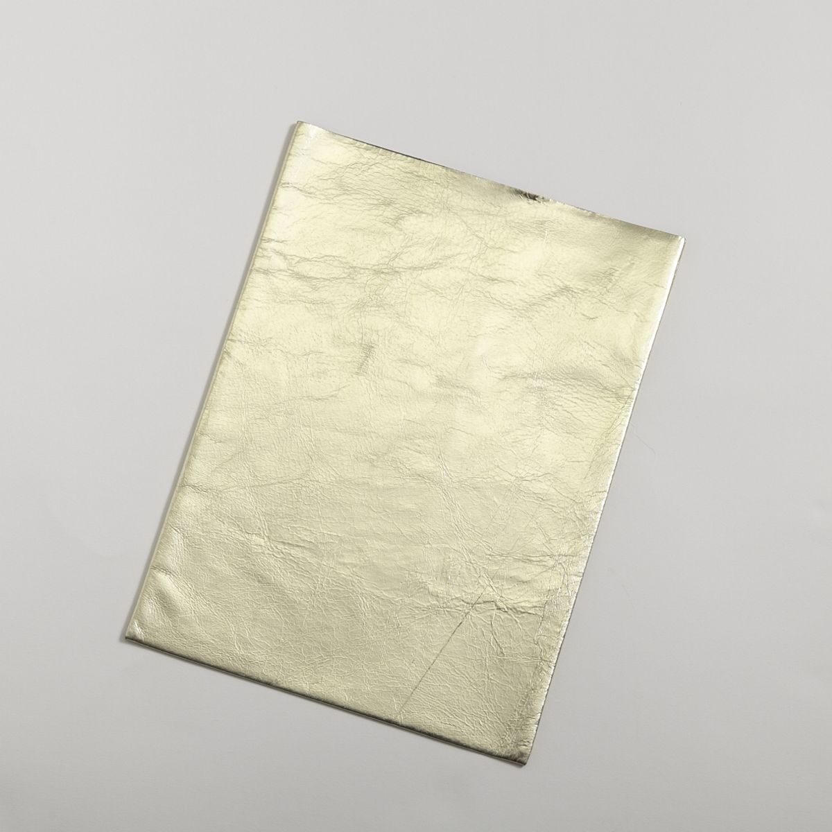 グロッシーゴールド