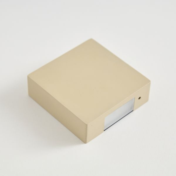 twodo/CALM color 2024 -【限定】暗くなったら自動で光る、壁に簡単に