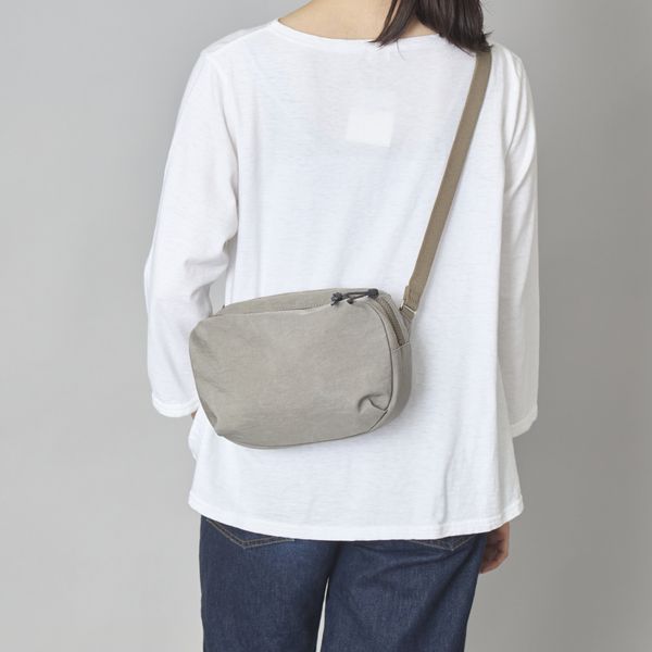 NIZYU KANO/FUKUI SIWAナイロンボディバッグS -ナイロンなのに天然素材