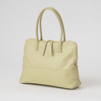 ライトイエロー