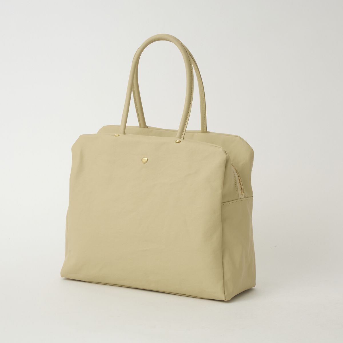 ライトイエロー