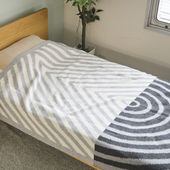 LAPUAN KANKURIT/METSÄLAMPI メリノウールブランケット 130x200cm