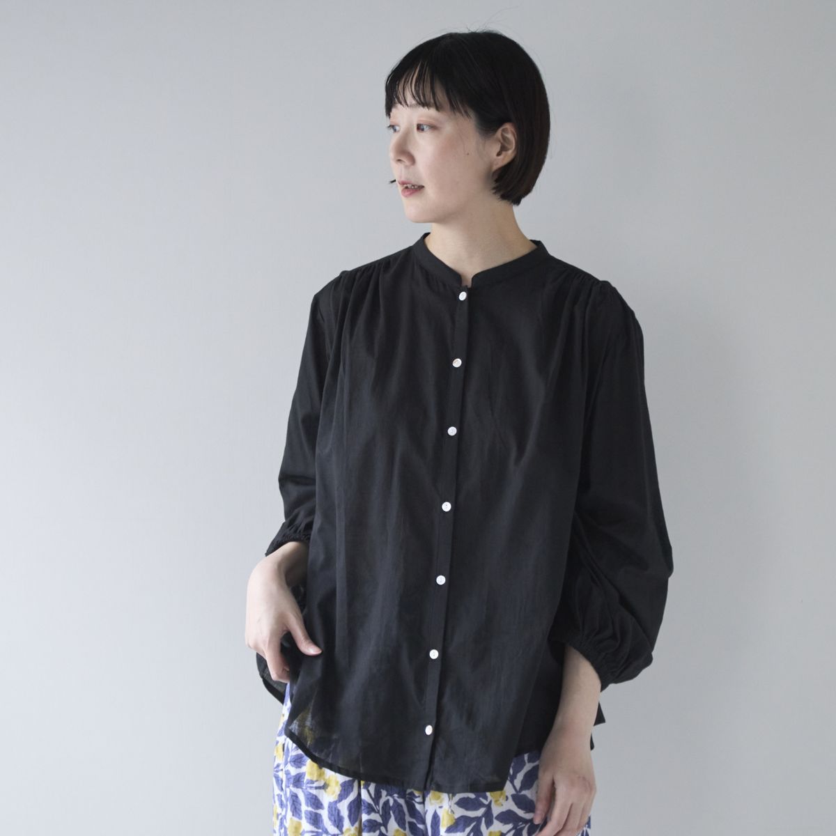 Kilka×kapuwa/風が通るなめらかモスリンブラウス