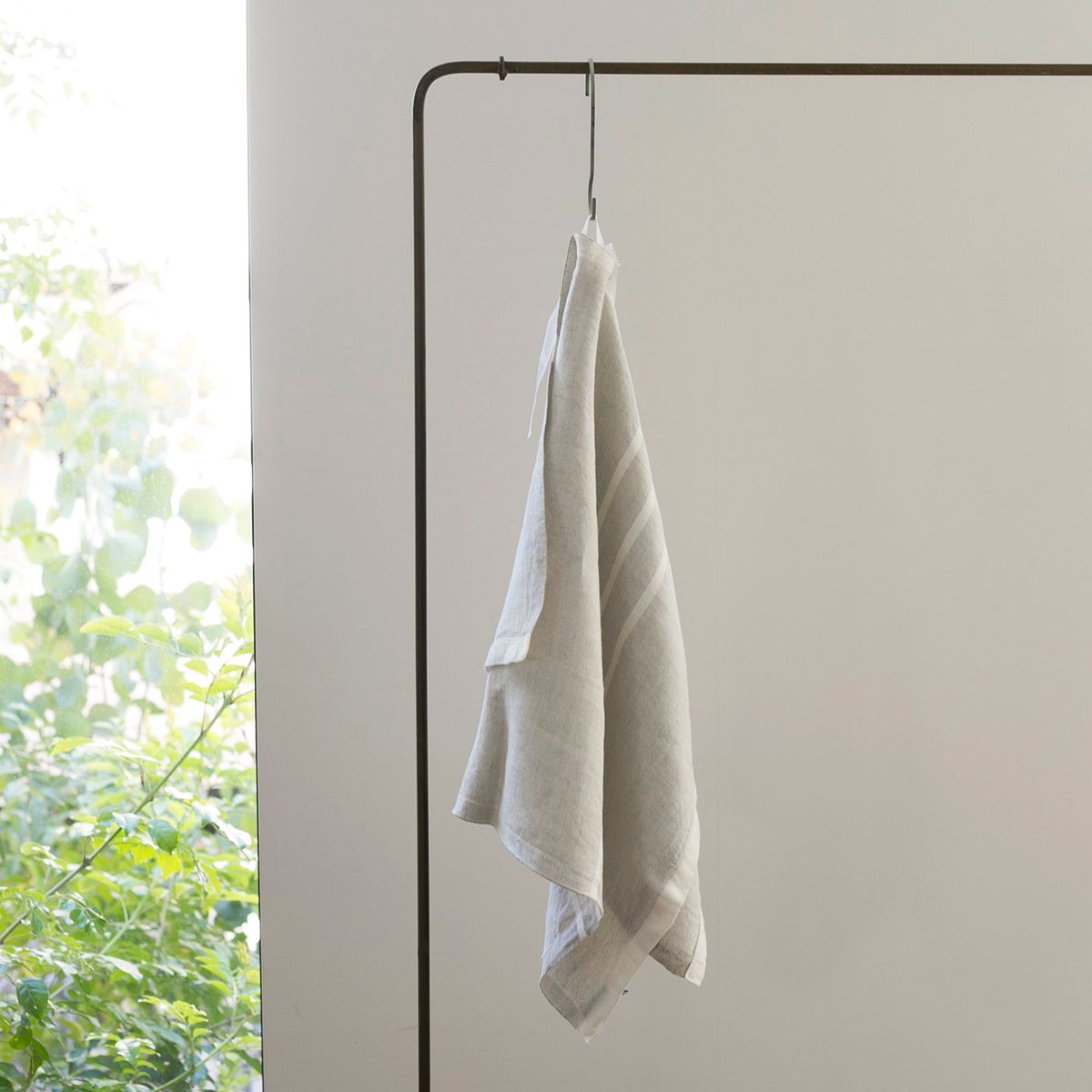 リネンホワイト