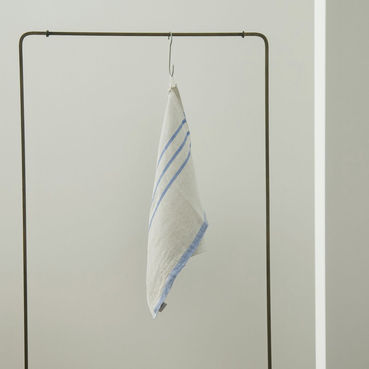 ブライトブルー