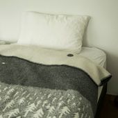 KLIPPAN/ウール シングルブランケット HOUSE IN THE FOREST