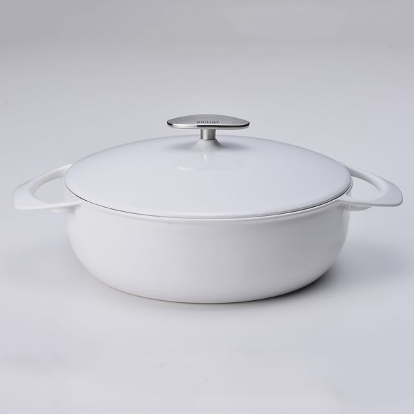 UNILLOY/キャセロール 浅型 24cm -軽い鋳物ホーロー鍋で、いつもの料理