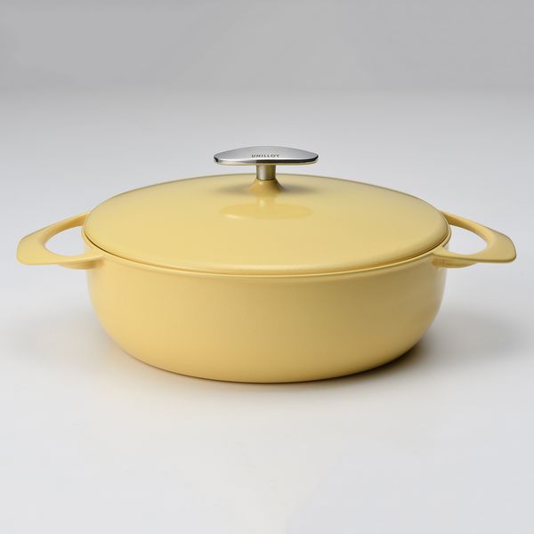 UNILLOY/キャセロール 浅型 24cm -軽い鋳物ホーロー鍋で、いつもの料理