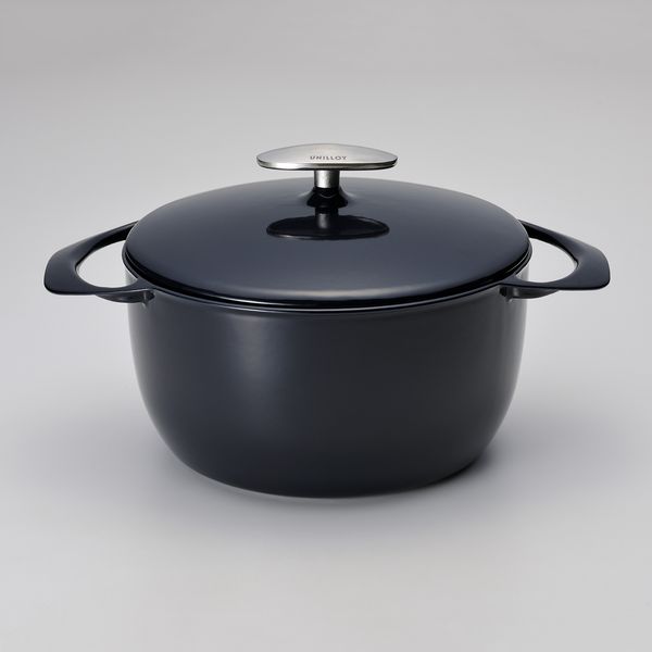 UNILLOY/キャセロール 深型 20cm -軽い鋳物ホーロー鍋で、いつもの料理