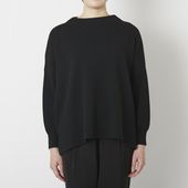 五泉ニットのプルオーバー