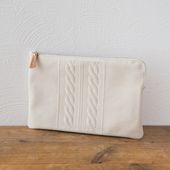 niknit/ニット柄型押しポーチ L