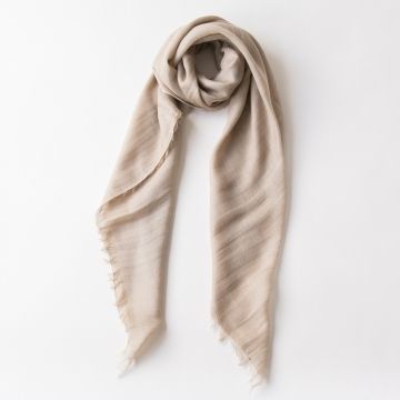 サンドベージュ