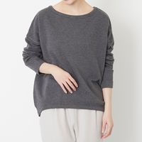 チャコールグレー