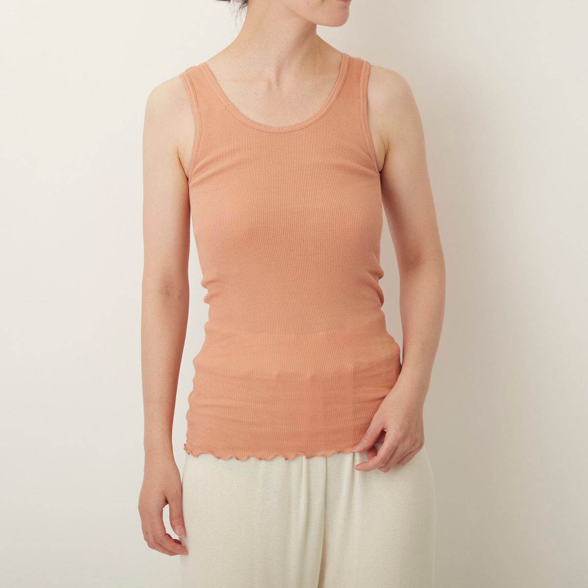 シャーベットオレンジ