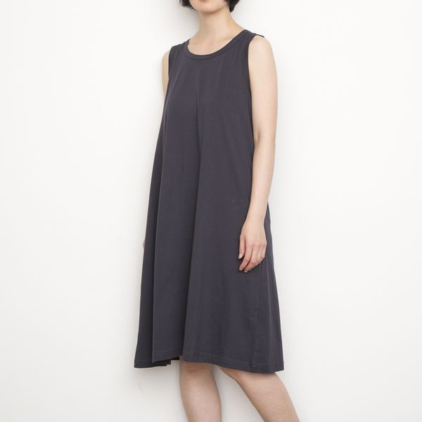 TUTIE./コットン天竺ノースリーブワンピース -夏服の透け問題を解決