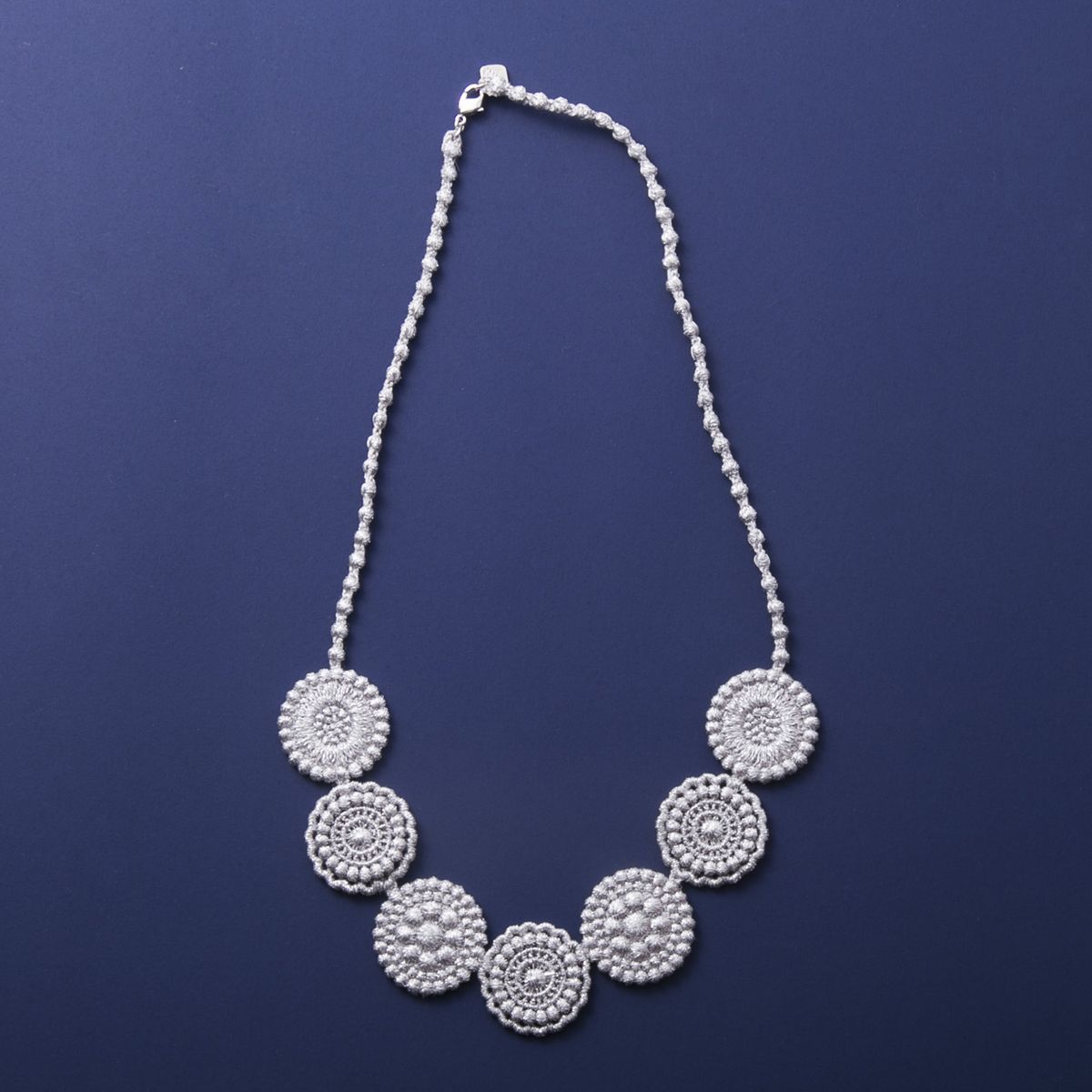 グレーシルバー