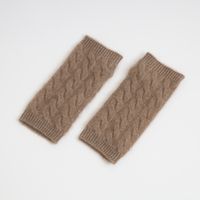 ナチュラルブラウン