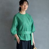 Kilka/2WAYシャーリングブラウス