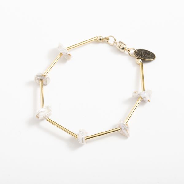 STELLA CIFFON/花びら淡水パールブレスレット -【当店限定】軽くて着脱