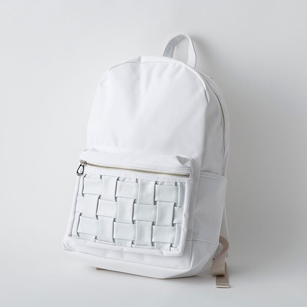 CARRYNEST/バックパック O BACK NEST -折り紙の手法を用いたデザインが