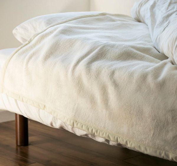 三井毛織/シルクの国産ブランケット ダブルサイズ -睡眠の質が確実に